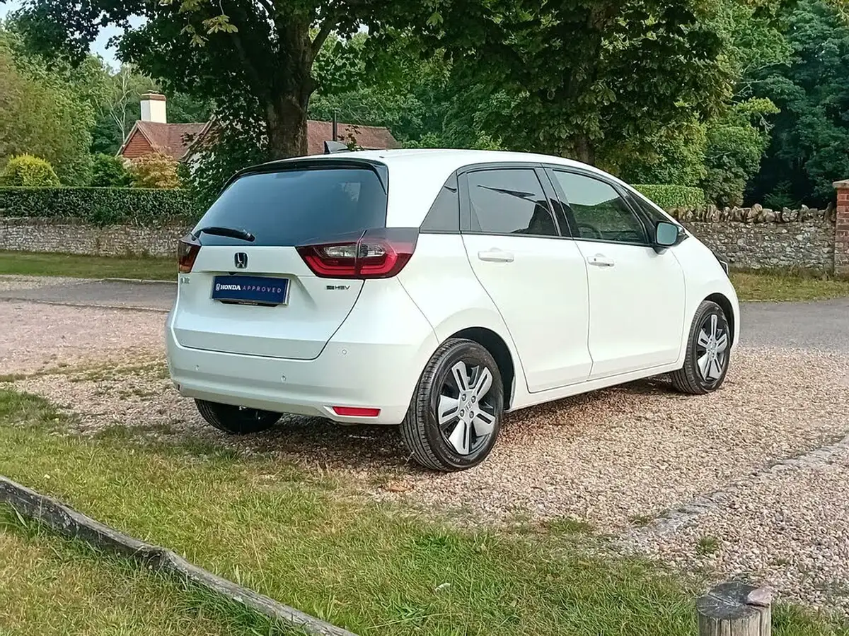 2020-honda-jazz-15-i-mmd-ex-big-30