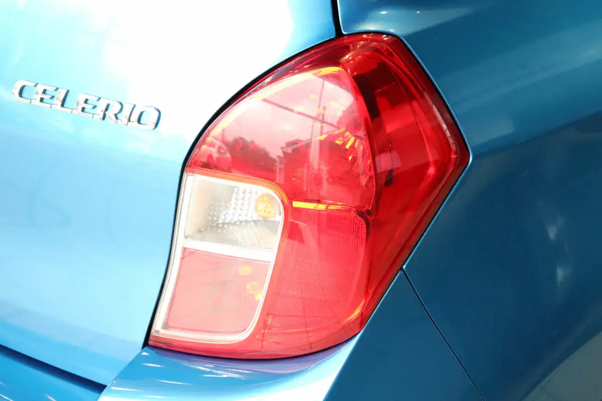 2015-suzuki-celerio-10-sz4-big-73