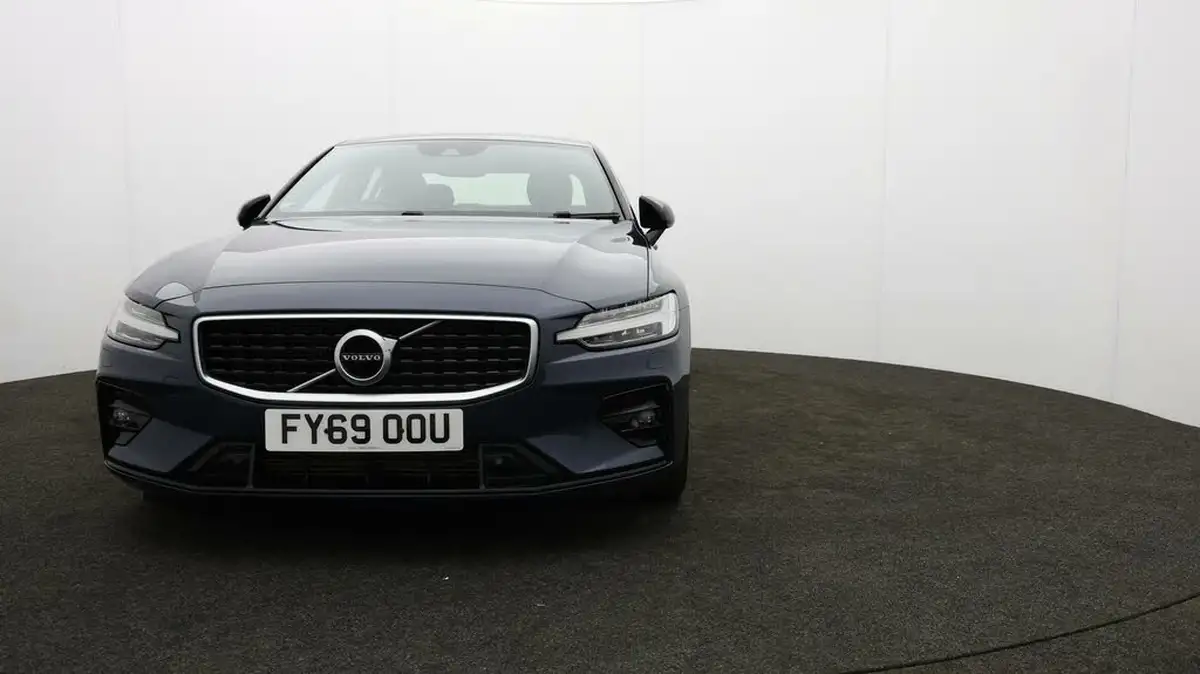 2019-volvo-s60-20-t5-r-design-edition-big-47