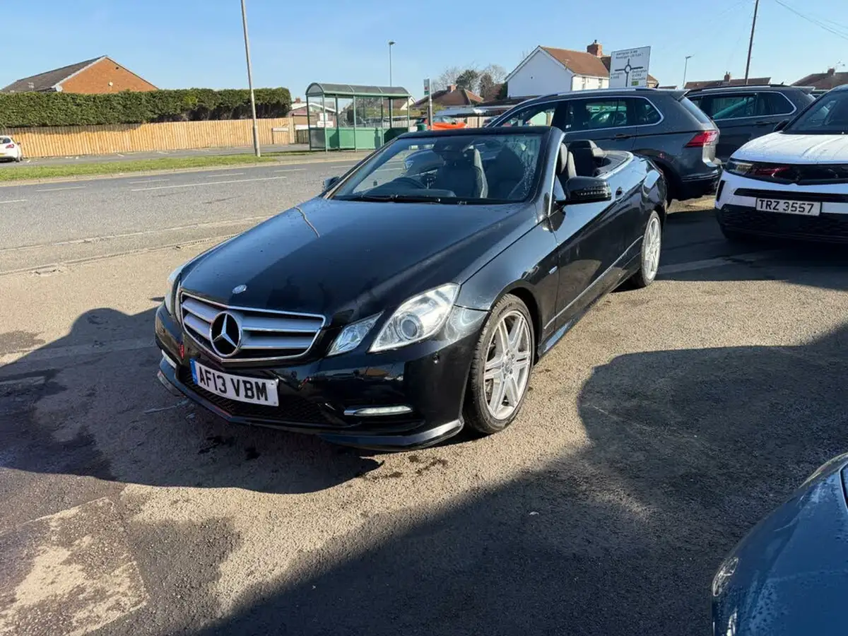 2012-mercedes-benz-e-class-18-e200-sport-184bhp-blueefficiency-cabriolet-2d-7g-tronic-big-12