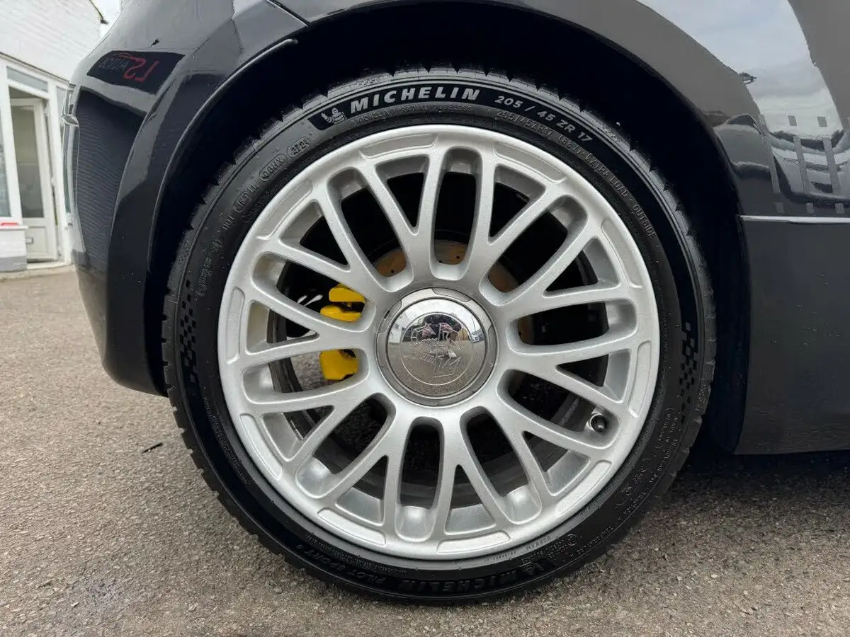 2015-abarth-500-14-tjet-595-turismo-160bhp-big-12