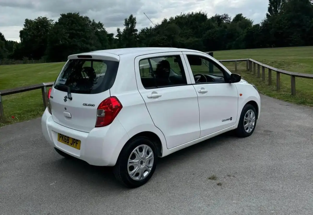 2018-suzuki-celerio-10-sz2-big-5