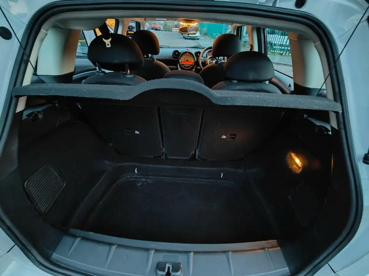 2015-mini-countryman-20td-cooper-sd-143bhp-chili-auto-big-10