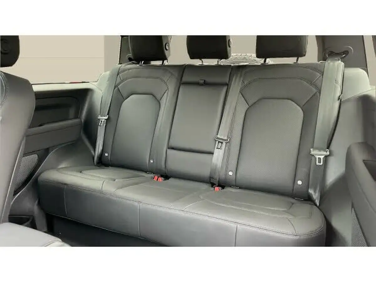 2024-land-rover-90-defender-30-d300-75th-edition-big-3