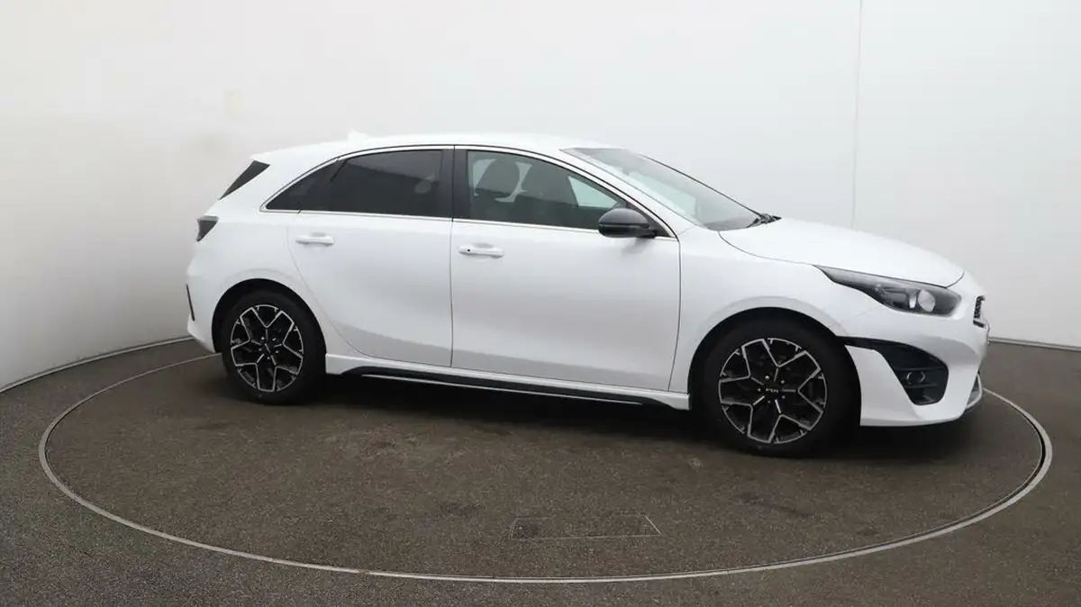 2022-kia-ceed-15-t-gdi-gt-line-big-38
