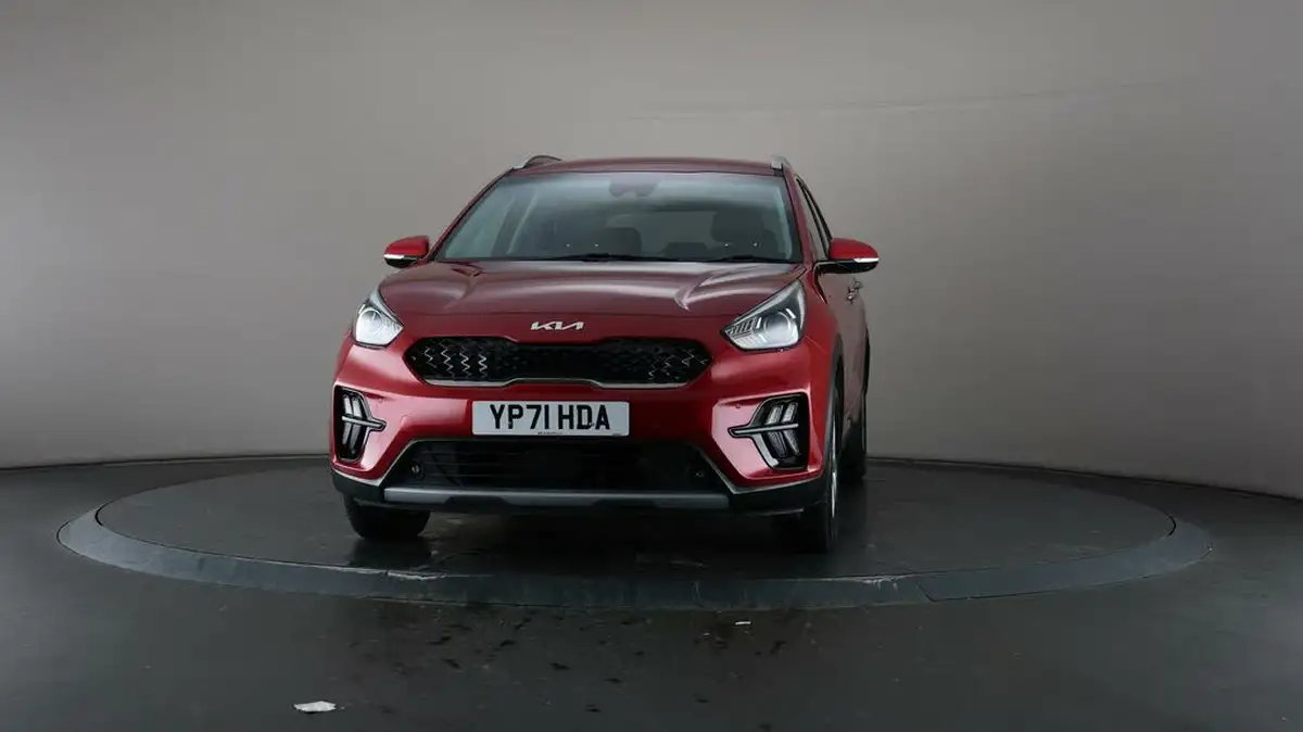 2021-kia-niro-16-gdi-phev-3-42in-cluster-big-48
