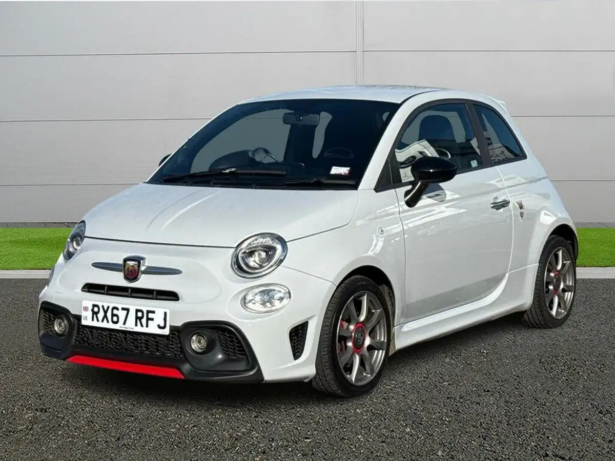 2017-abarth-595-big-2