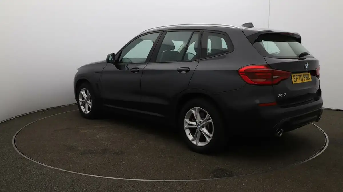 2021-bmw-x3-20-xdrive-30e-se-big-5