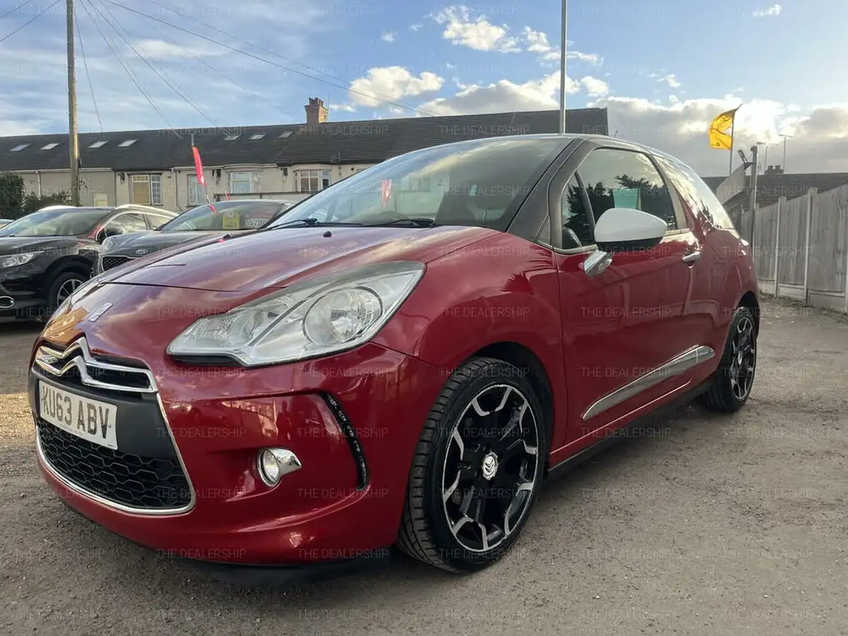 2013-citroen-ds3-16e-hdi-dstyle-plus-airdream-big-4