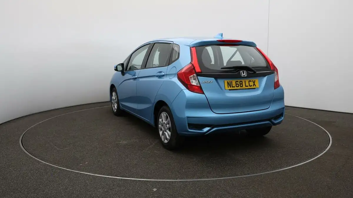 2018-honda-jazz-13-i-vtec-se-navi-big-51