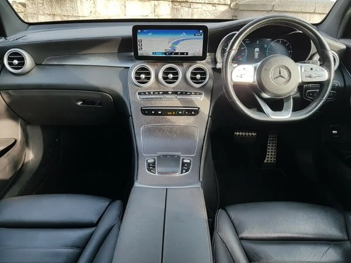 2021-mercedes-benz-glc-class-20d-glc300d-amg-line-premium-plus-244ps-station-wagon-5d-big-2