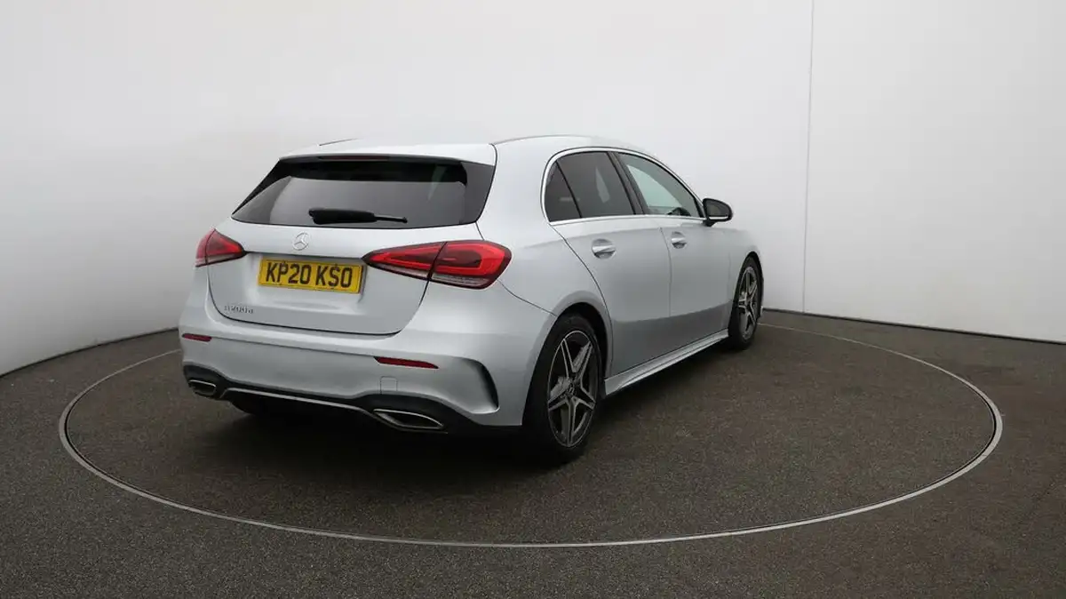 2020-mercedes-benz-a-class-20d-a200d-amg-line-hatchback-5d-big-47