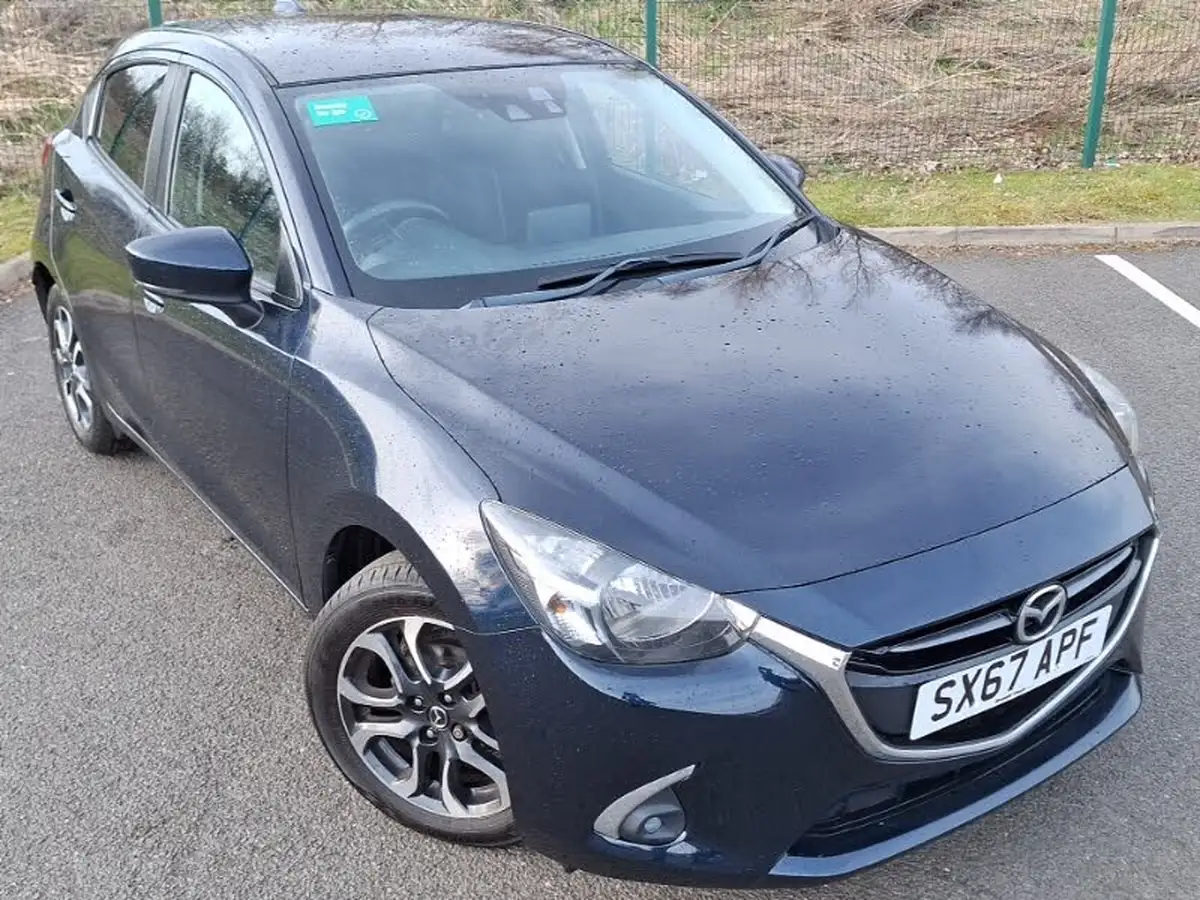 2017-mazda-mazda2-15-sport-nav-90ps-big-11