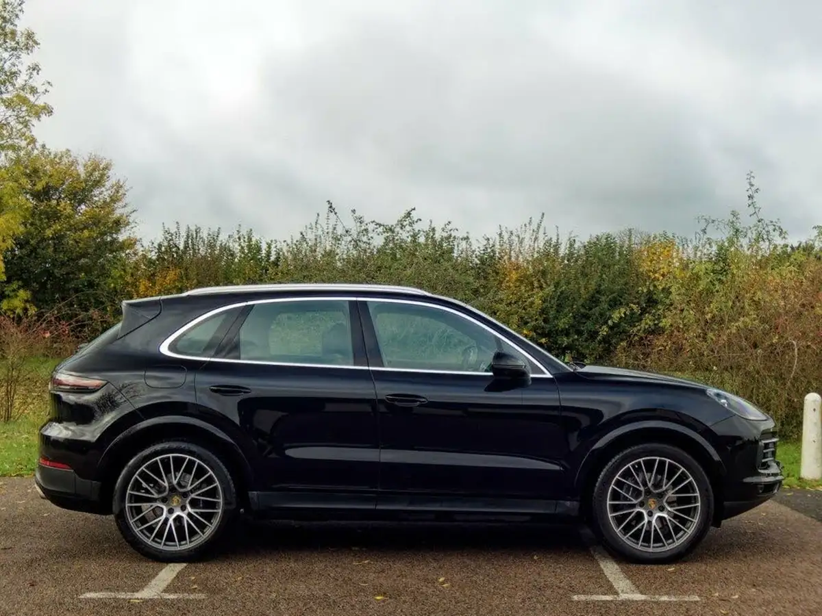 2018-porsche-cayenne-30-v6-big-5