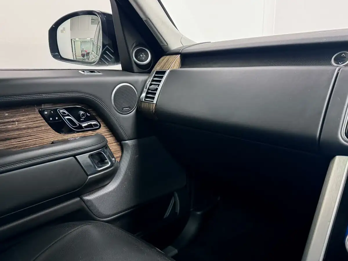 2019-land-rover-range-rover-30-sdv6-vogue-se-big-25