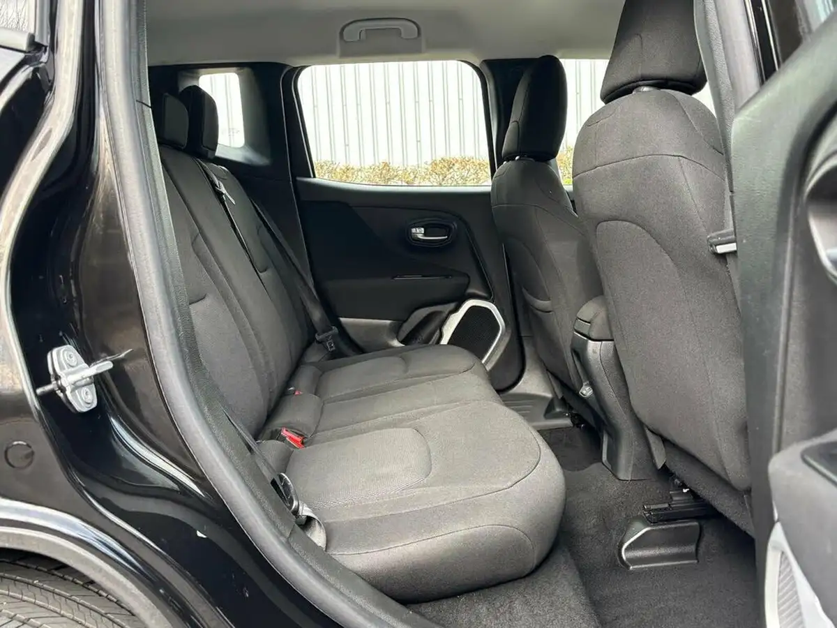 2019-jeep-renegade-10-gse-longitude-big-22