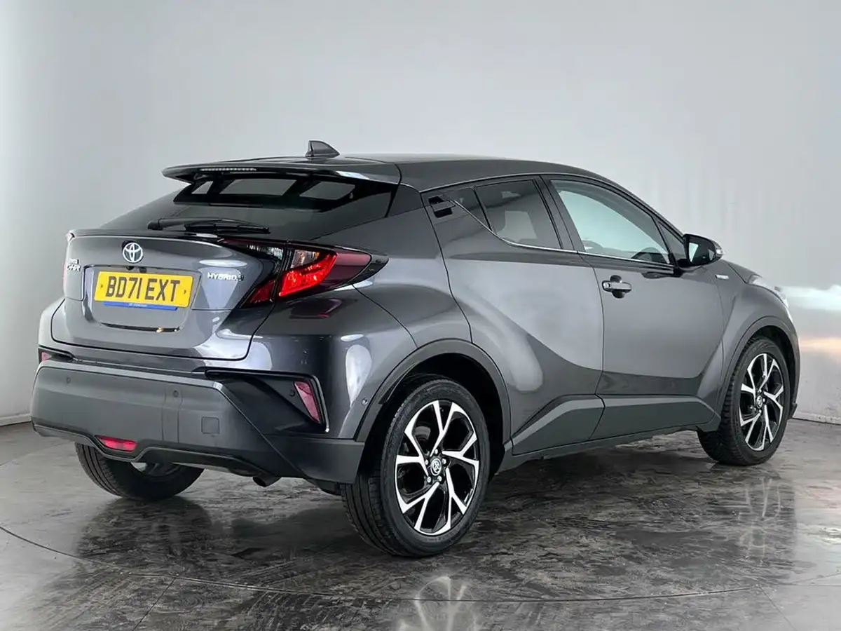 2021-toyota-c-hr-18-vvt-i-design-big-3