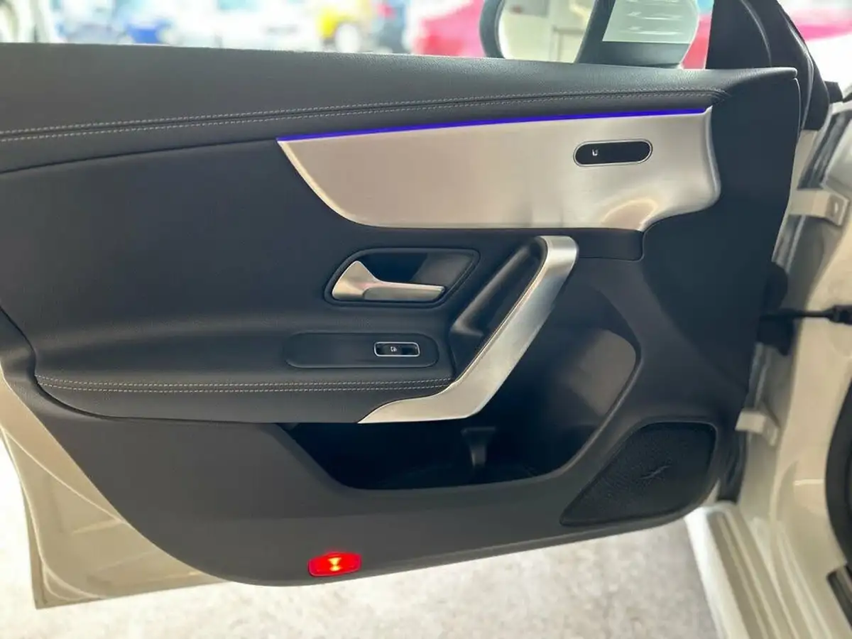 2020-mercedes-benz-cla-13-cla-250e-amg-line-premium-shooting-brake-5d-big-28