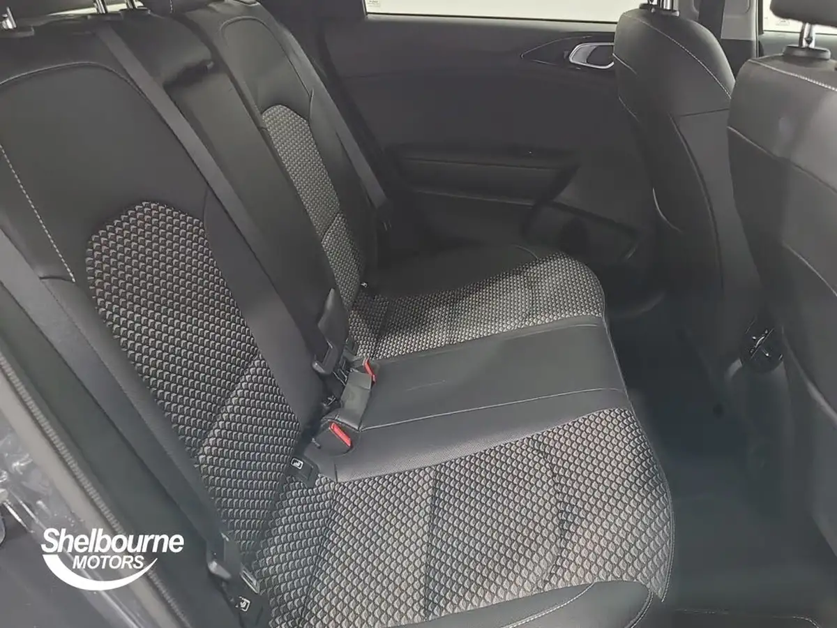 2024-kia-ceed-15-t-gdi-3-sportswagon-dct-big-19