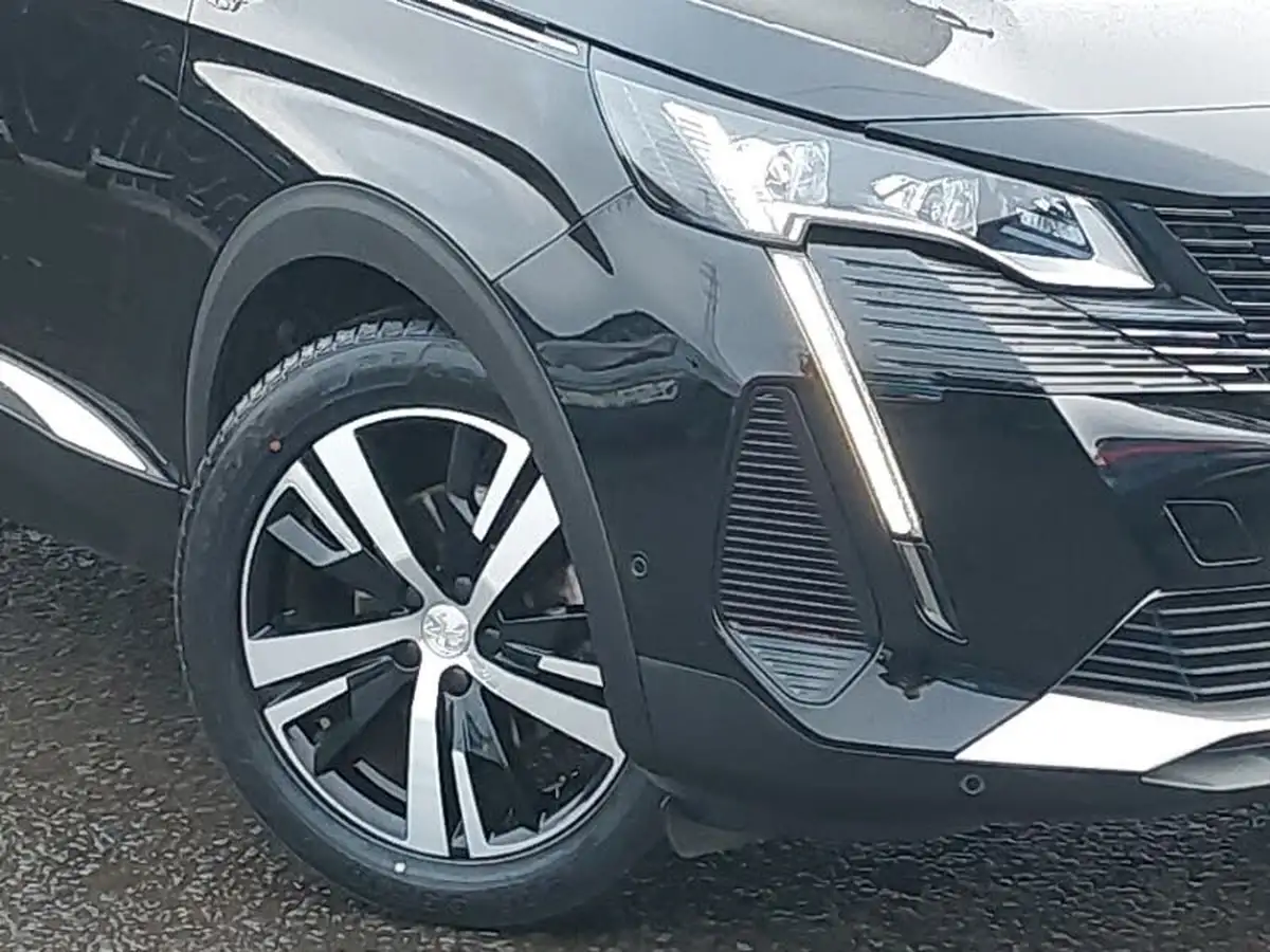 2022-peugeot-3008-suv-12-puretech-gt-eat8-big-8