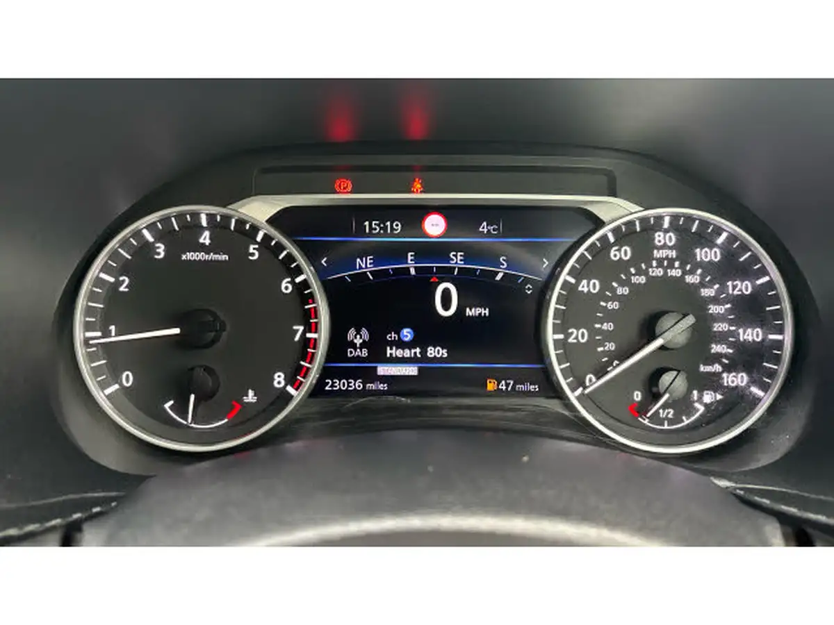 2021-nissan-juke-10-dig-t-tekna-big-17