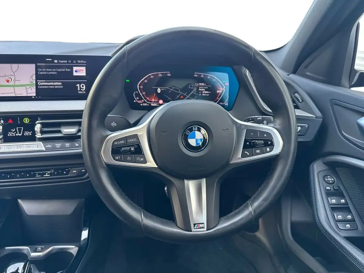 2023-bmw-1-series-15-118i-m-sport-lcp-dct-big-16