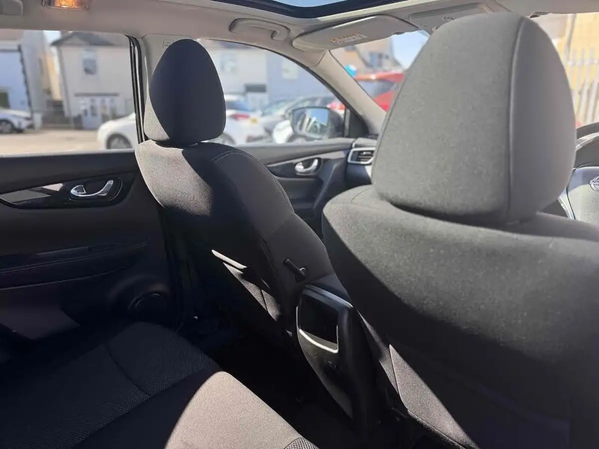 2017-nissan-qashqai-16dci-n-connecta-big-26