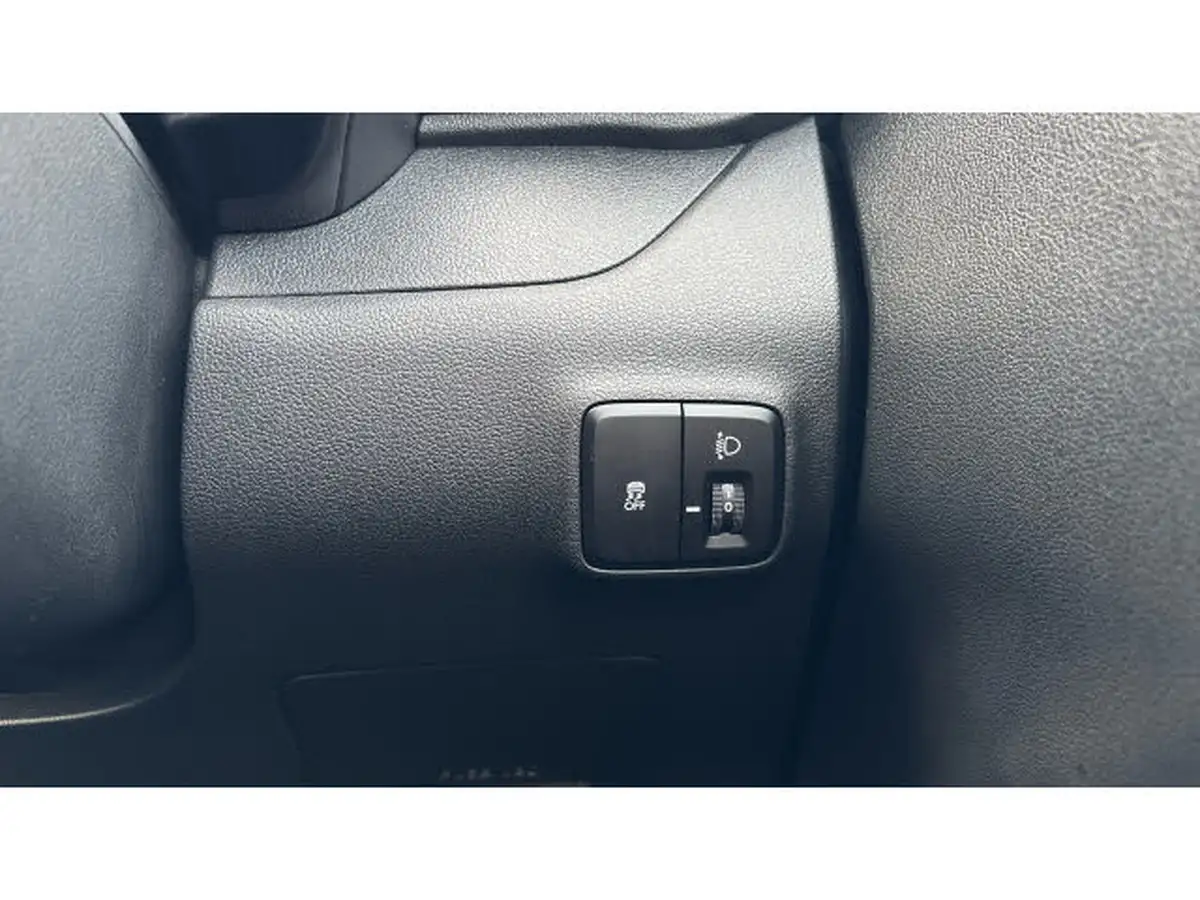 2024-hyundai-i10-12-premium-79ps-big-60