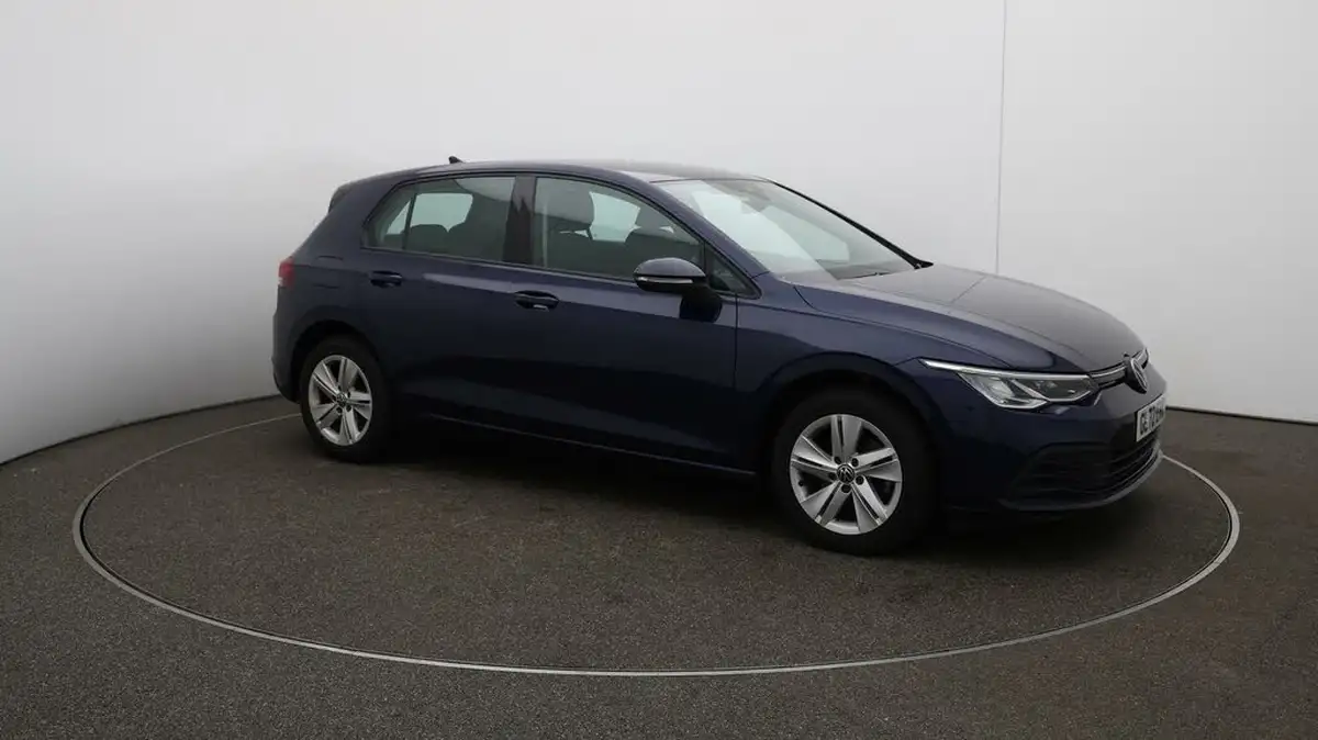 2022-volkswagen-golf-15-tsi-life-130ps-hatchback-big-43