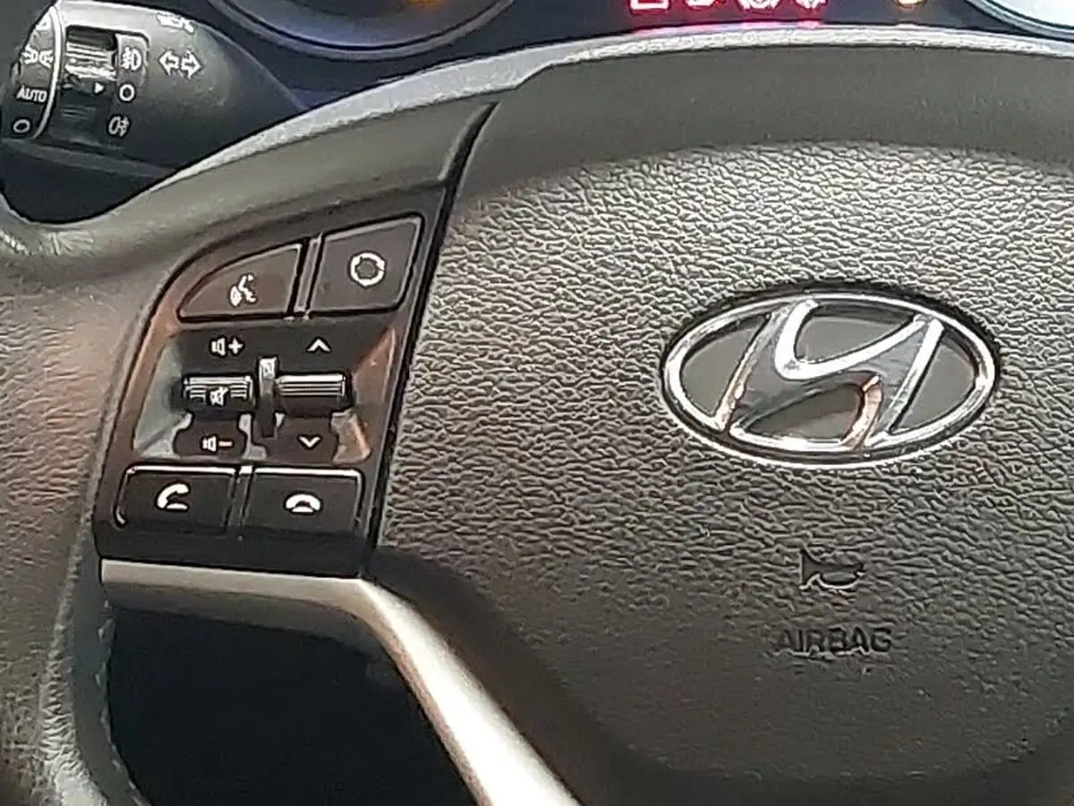 2019-hyundai-tucson-16-gdi-se-nav-big-10
