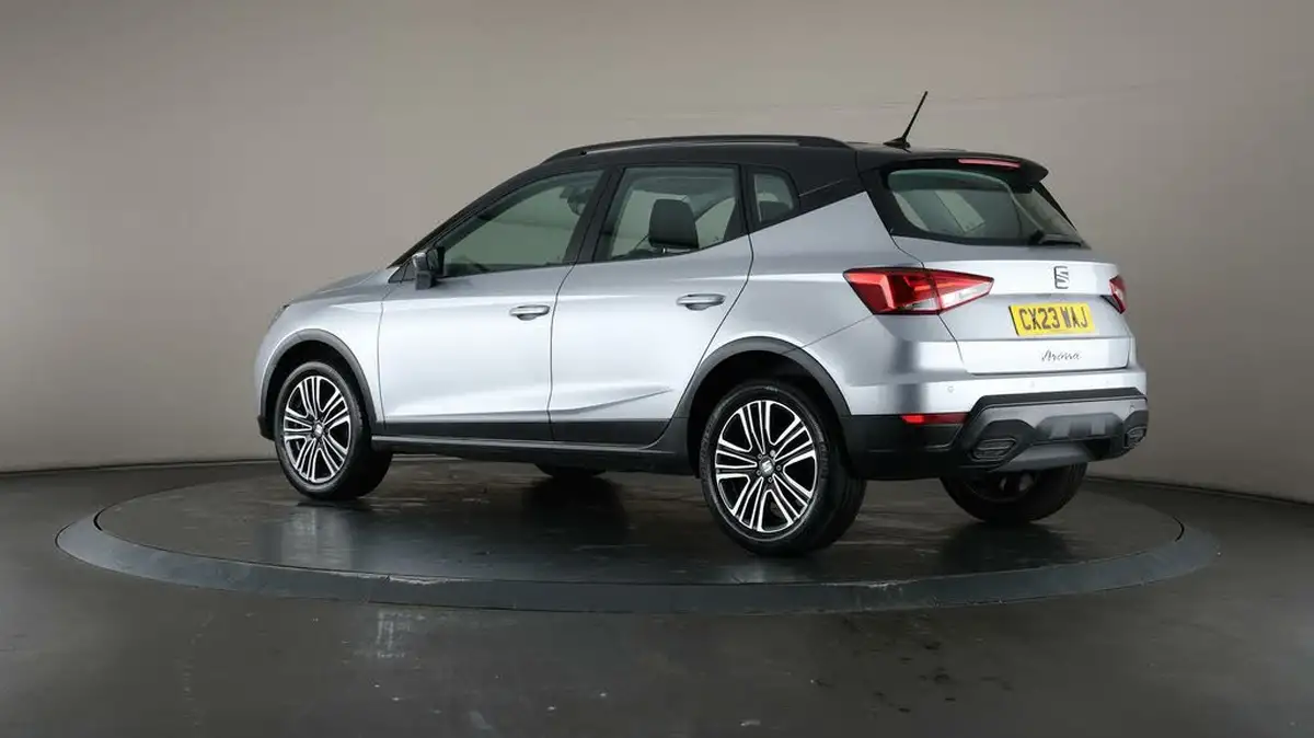2023-seat-arona-10-tsi-evo-se-technology-big-5