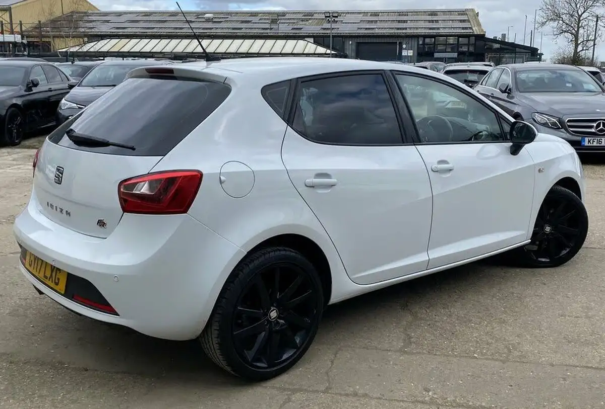 2017-seat-ibiza-12-tsi-fr-technology-110ps-hatchback-5d-big-2