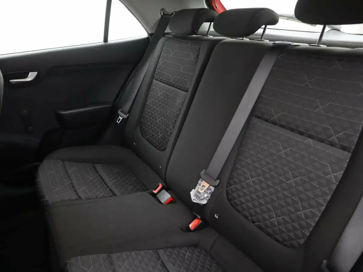 2019-kia-rio-125-1-big-14