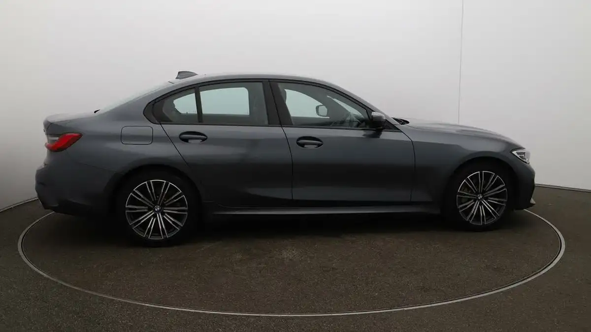 2020-bmw-3-series-20-330e-m-sport-saloon-4d-big-8