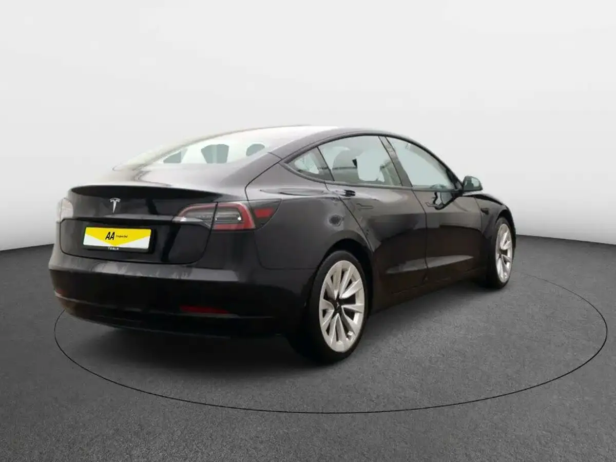 2021-tesla-model-3-e-standard-plus-big-3