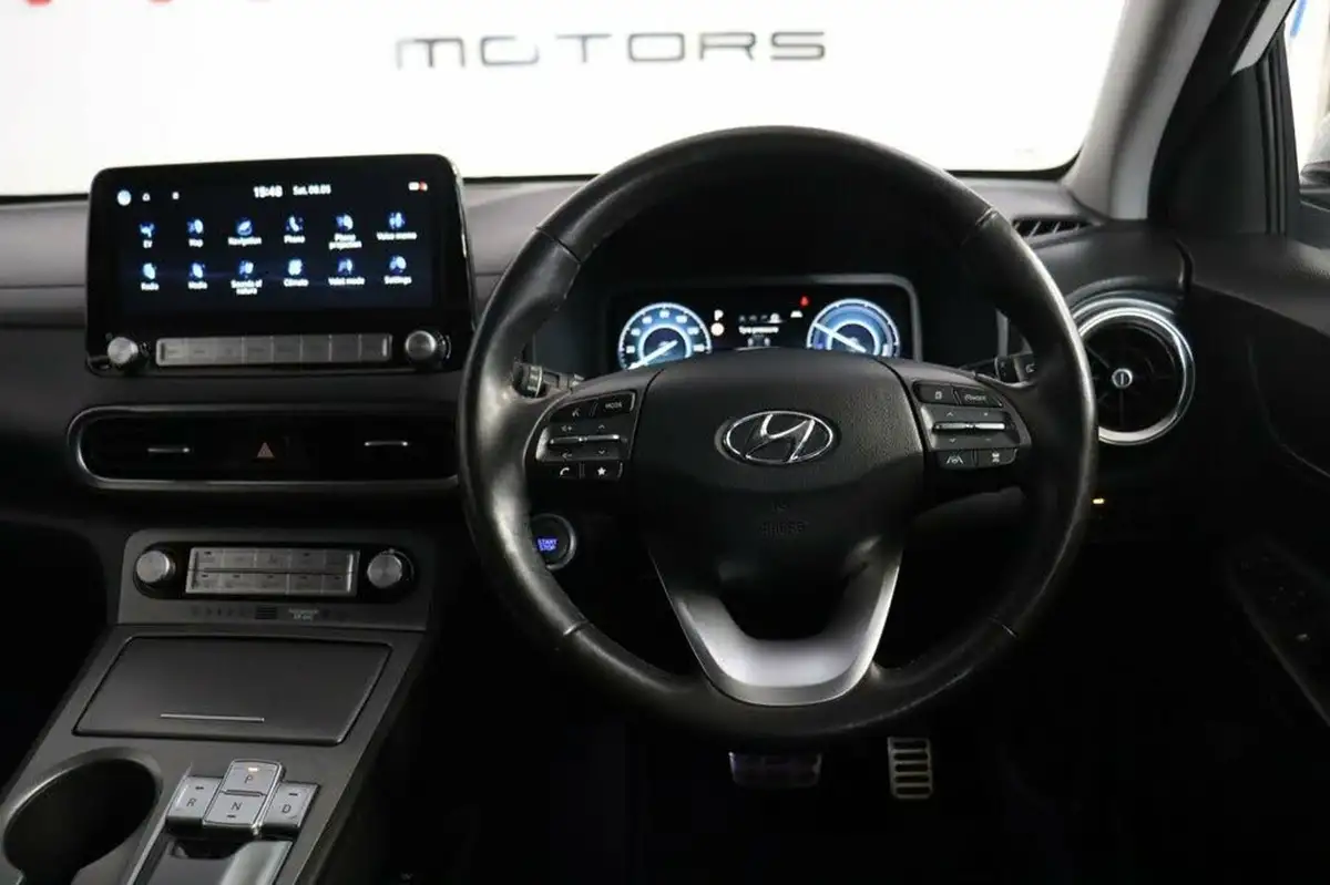 2021-hyundai-kona-e-premium-204ps-64kwh-7kw-obc-big-32