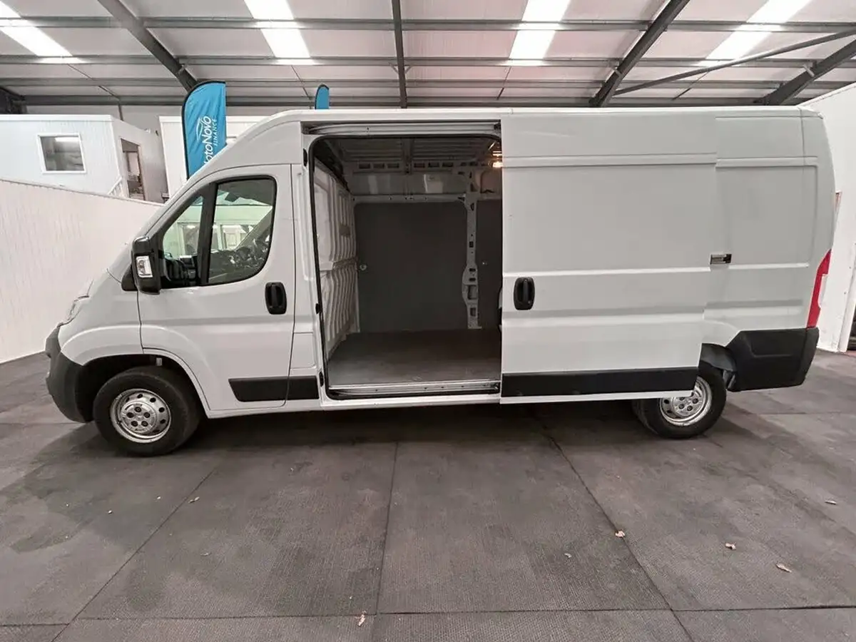 2022-vauxhall-movano-22cdti-l3-h2-3500-edition-glazed-big-10