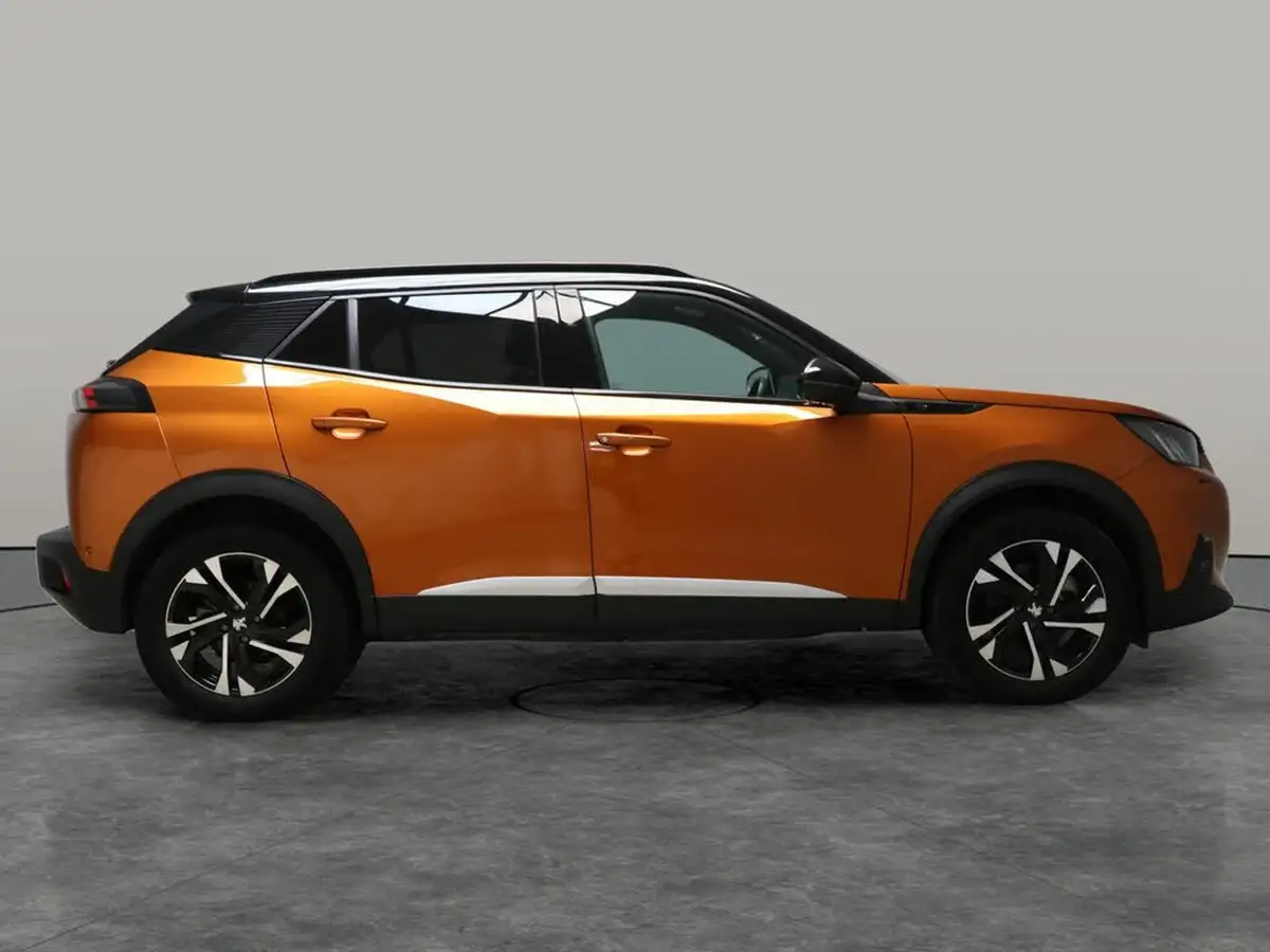 2021-peugeot-2008-suv-e-gt-big-8