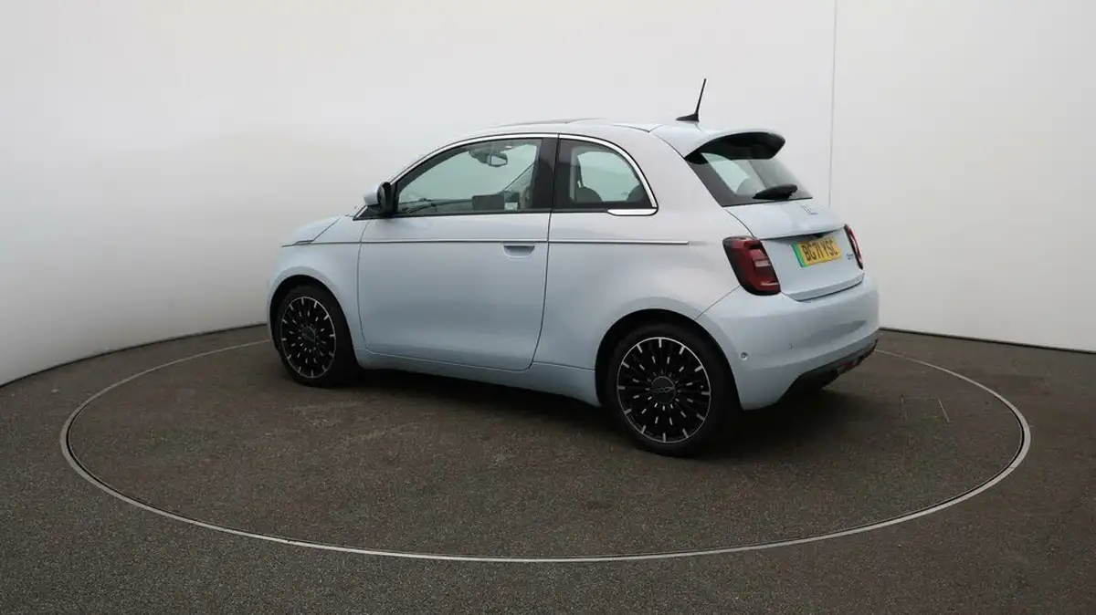 2021-fiat-500-e-la-prima-big-29