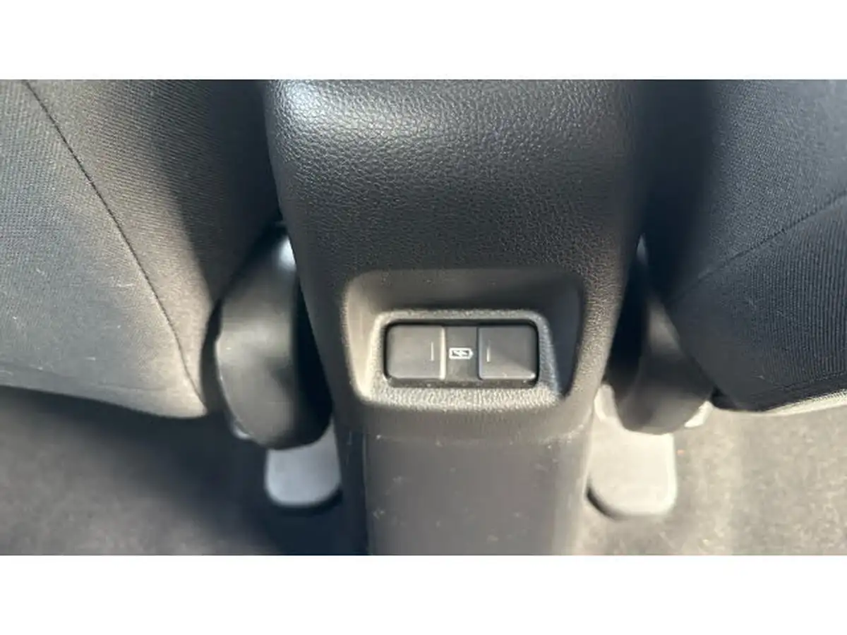 2021-honda-jazz-15-i-mmd-crosstar-ex-109ps-two-tone-big-17