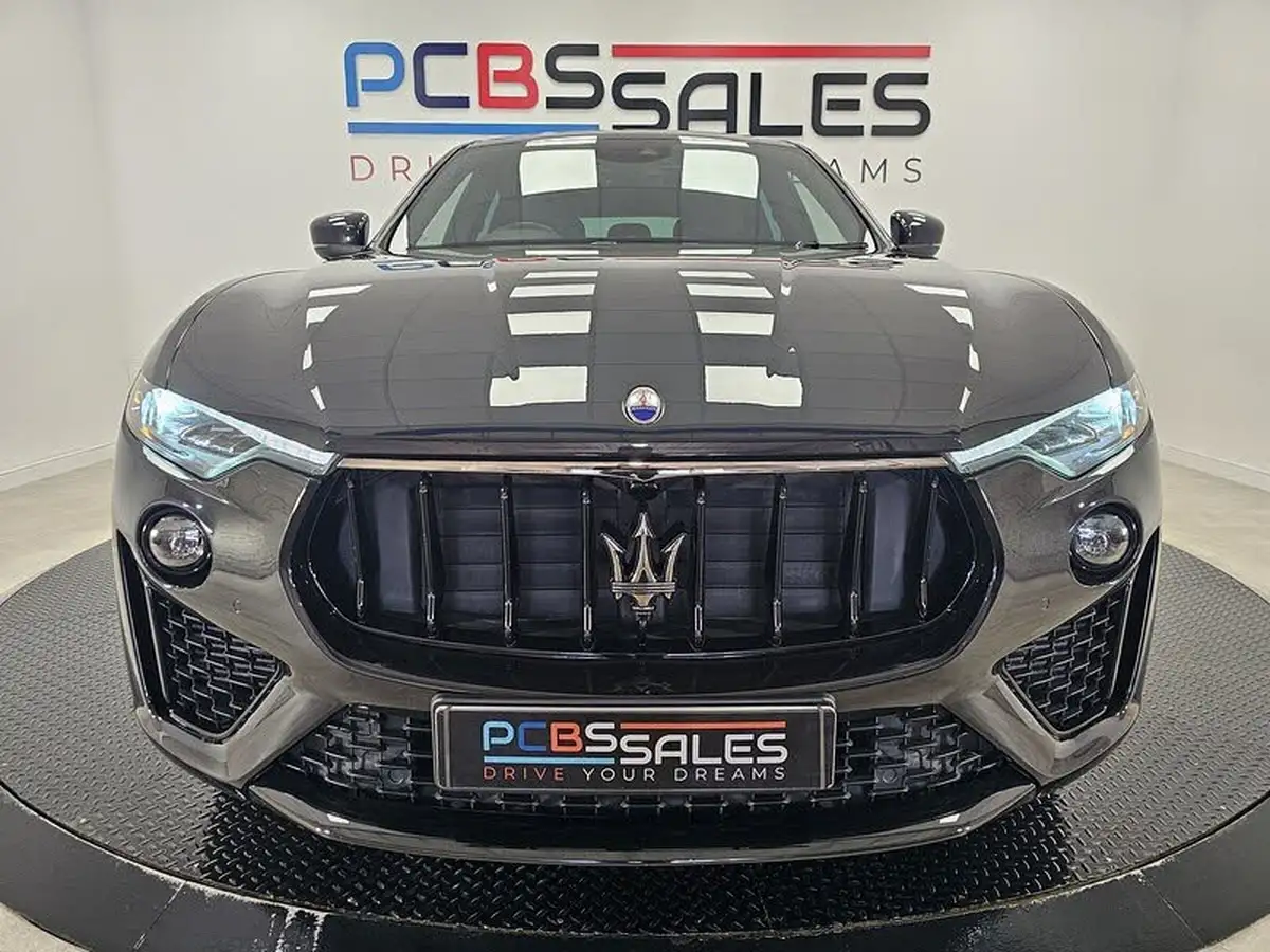 2021-maserati-levante-30-gransport-big-18
