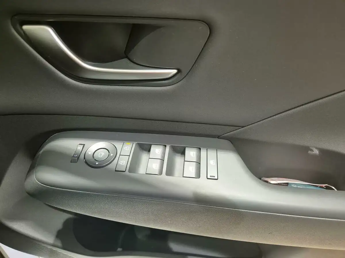 2024-hyundai-kona-e-ultimate-218ps-65kwh-big-26