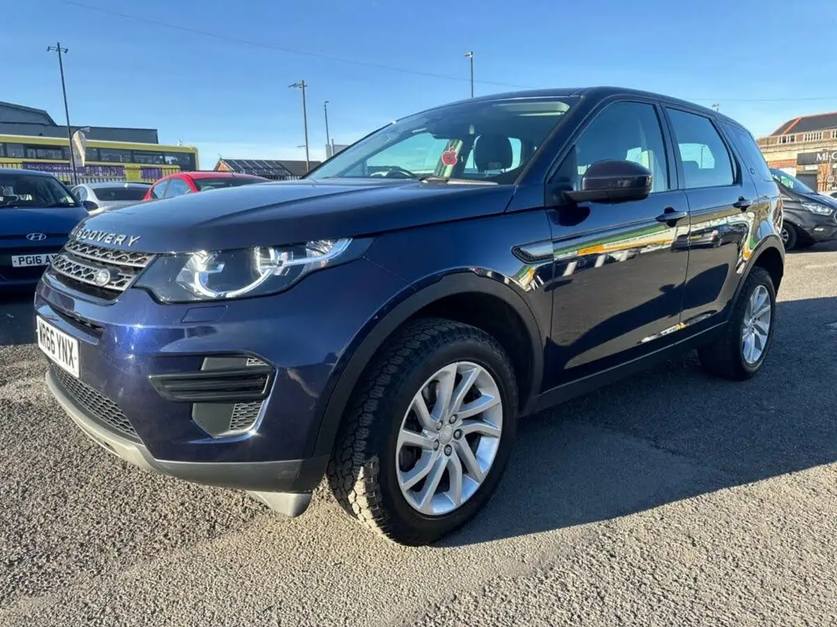 2017-land-rover-discovery-sport-20td4-se-180ps-station-wagon-auto-big-17