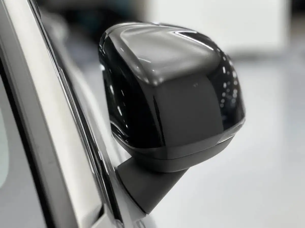 2023-volvo-xc40-20-b4-plus-big-32