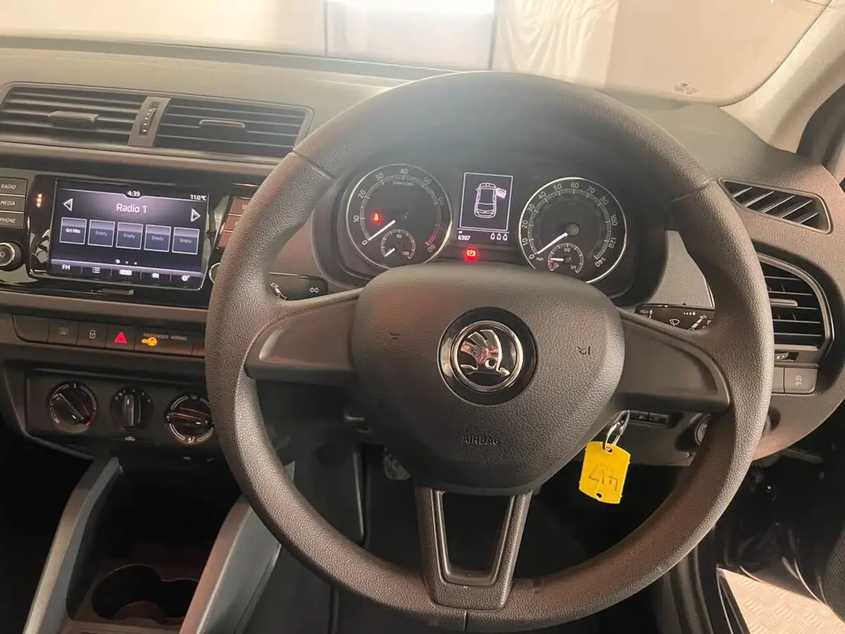 2020-skoda-fabia-10-mpi-s-hatchback-big-18