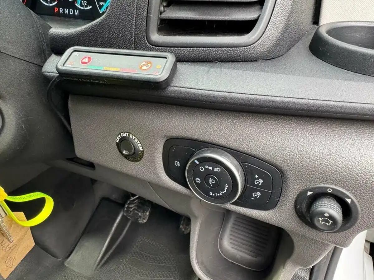 2020-ford-transit-20tdci-350-l2h2-leader-130pseu6dt-panel-van-auto-big-19