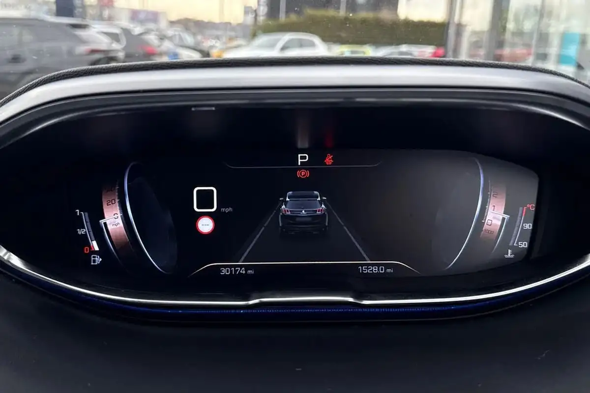 2019-peugeot-3008-suv-20-bluehdi-gt-20-bluehdi-big-36