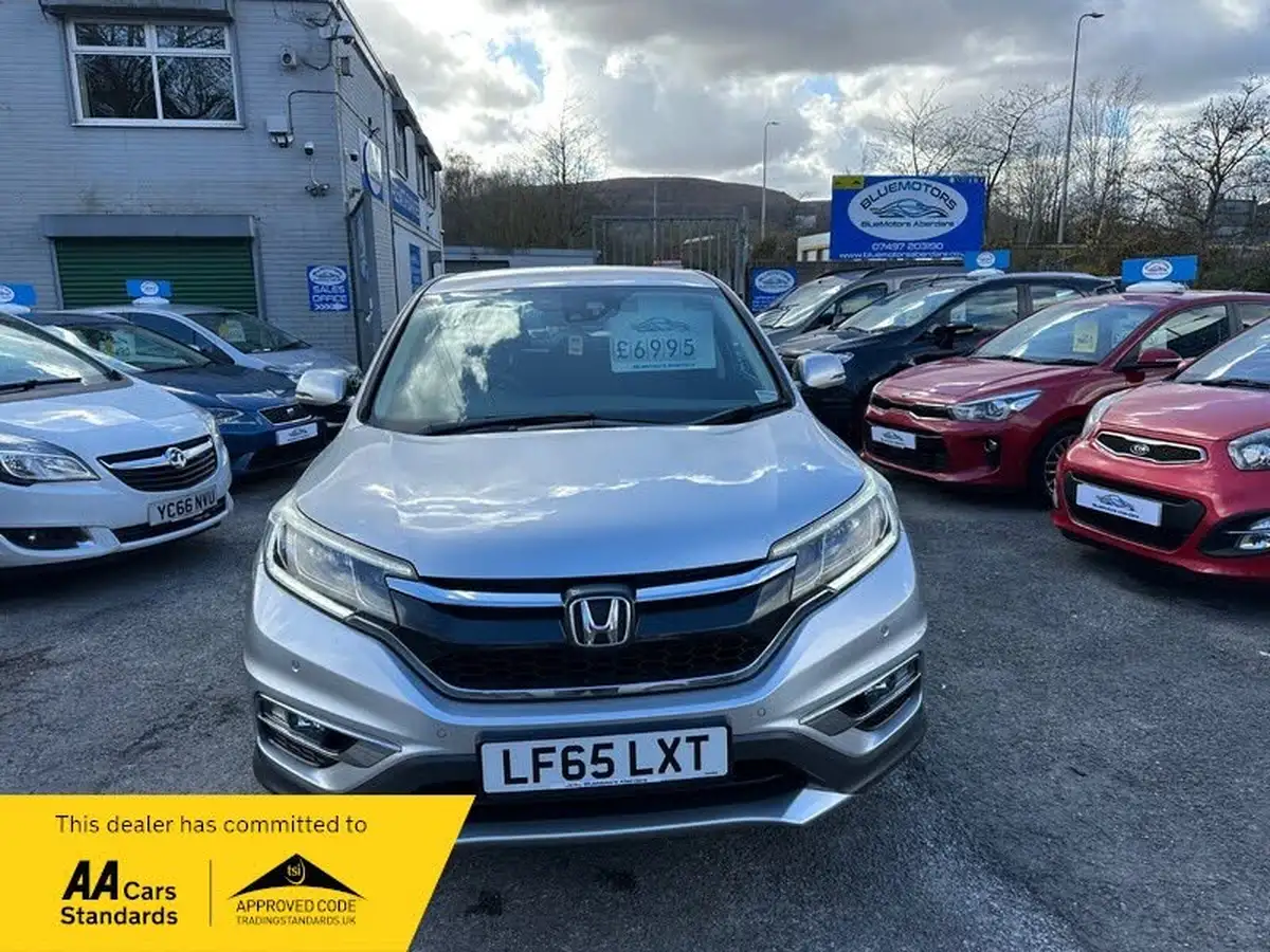 2015-honda-cr-v-16-i-dtec-se-honda-connect-with-navi-dasp-120ps-big-1