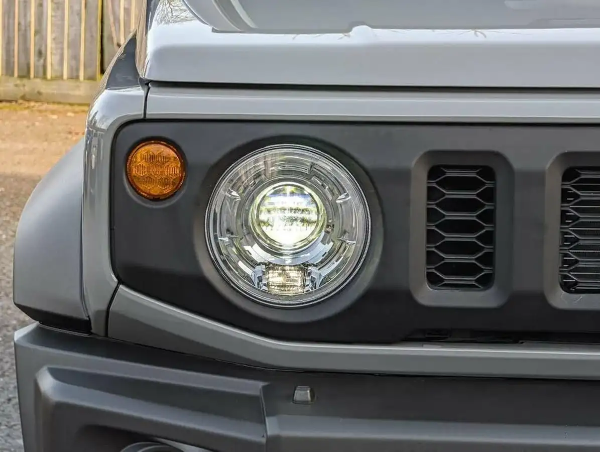 2024-suzuki-jimny-15-light-commercial-allgrip-big-8