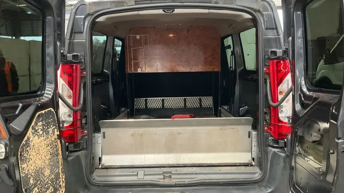 2015-citroen-dispatch-20hdi-l2h1-125ps-big-5